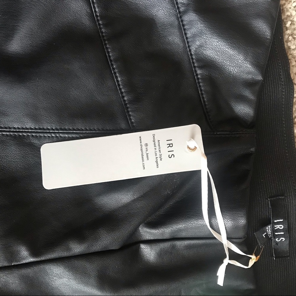 Iris Basic Black Vegan Leather Legging Pants Large - image 4